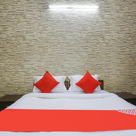 Hotel O Green High New Delhi Bagian luar foto