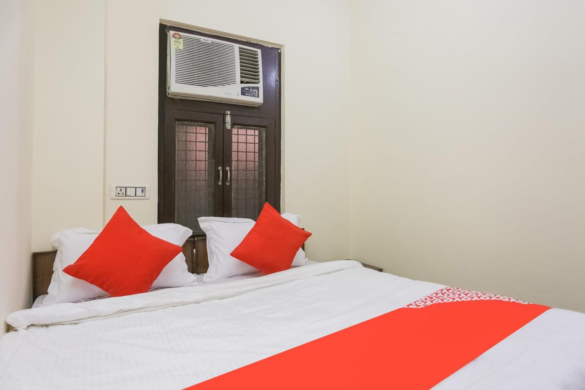 Hotel O Green High New Delhi Bagian luar foto