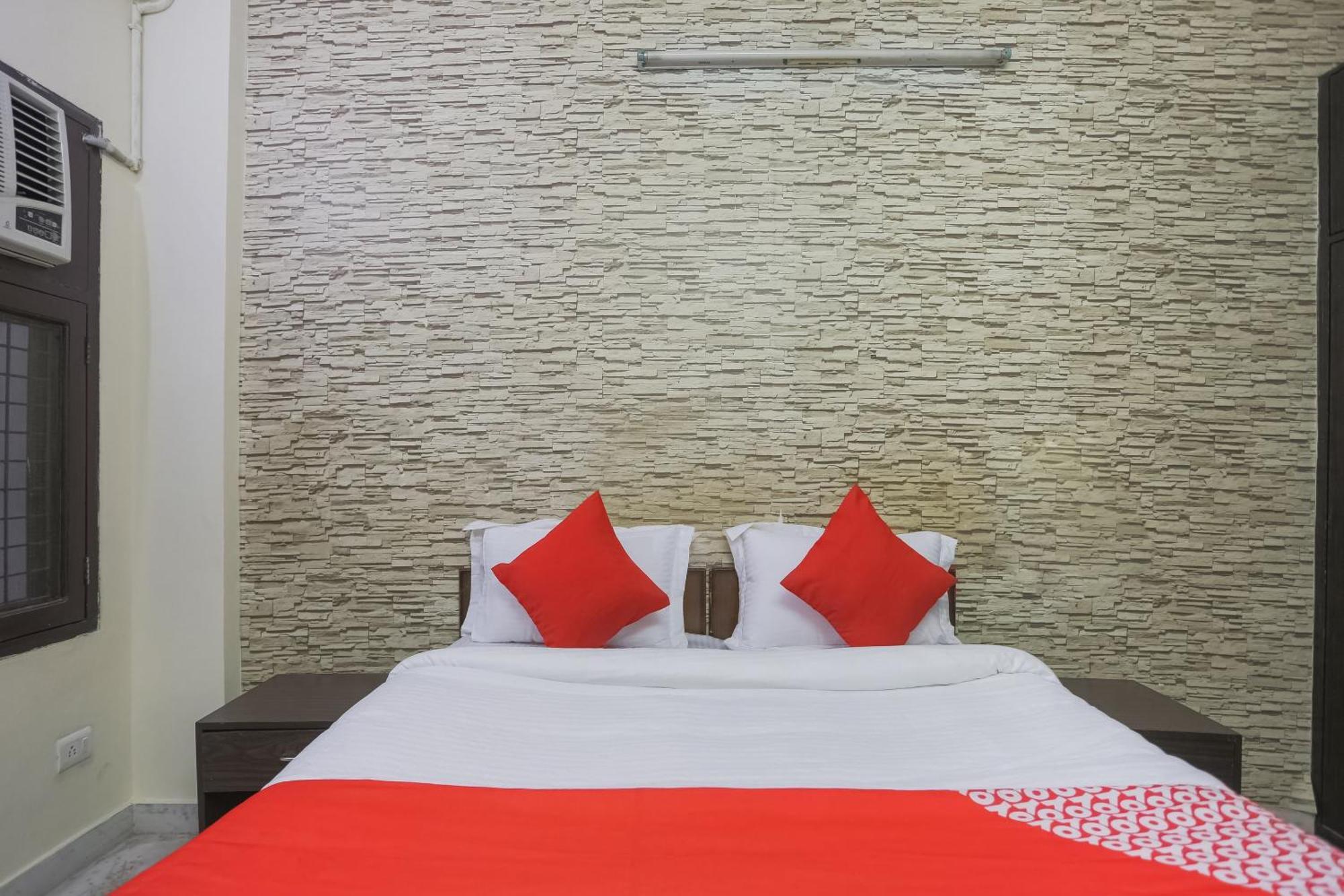 Hotel O Green High New Delhi Bagian luar foto